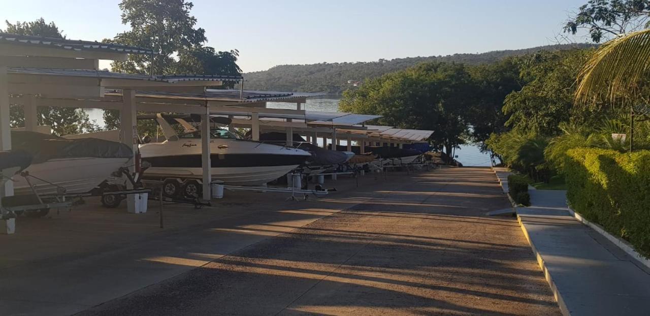 Apartamento Do Lago, Com Churrasqueira Privativa , Cozinha , Internet Banda Larga, Rampa Barco E Jet, Pesqueiro - B101 Caldas Novas Exterior foto