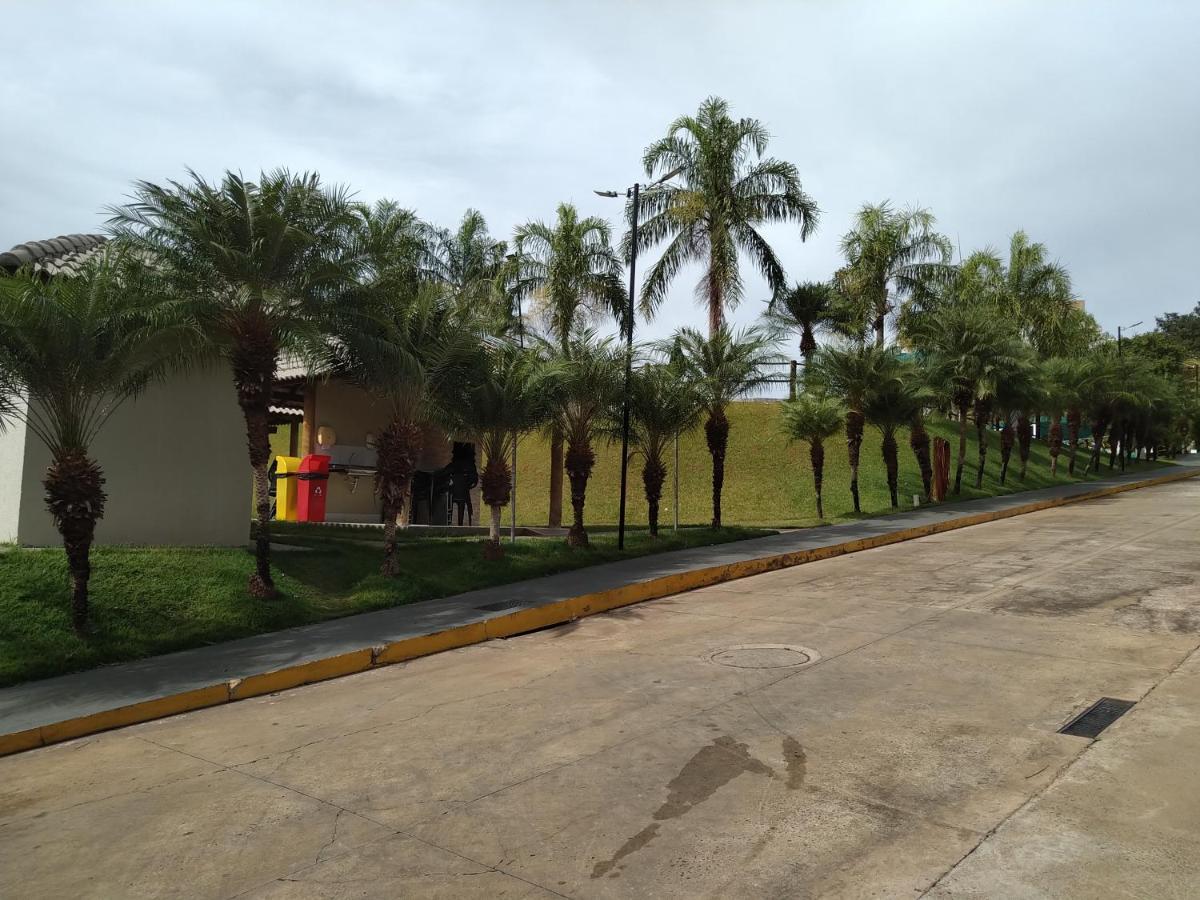 Apartamento Do Lago, Com Churrasqueira Privativa , Cozinha , Internet Banda Larga, Rampa Barco E Jet, Pesqueiro - B101 Caldas Novas Exterior foto
